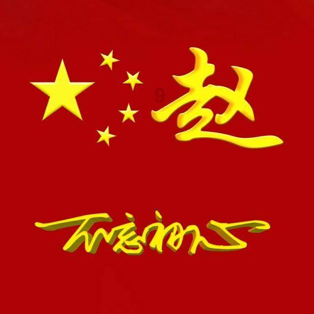 黑色西装连衣裙，优雅迷人，轻松穿出成熟又精致的美，吸引到你了吗？